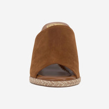 Load image into Gallery viewer, Fayla Wedge- Golden Walnut
