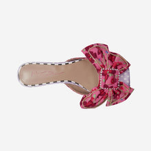 Load image into Gallery viewer, Aylah Kitten Heel- Pink Floral
