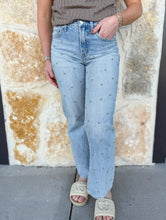 Load image into Gallery viewer, Lexi Mid Rise Straight Leg Jean
