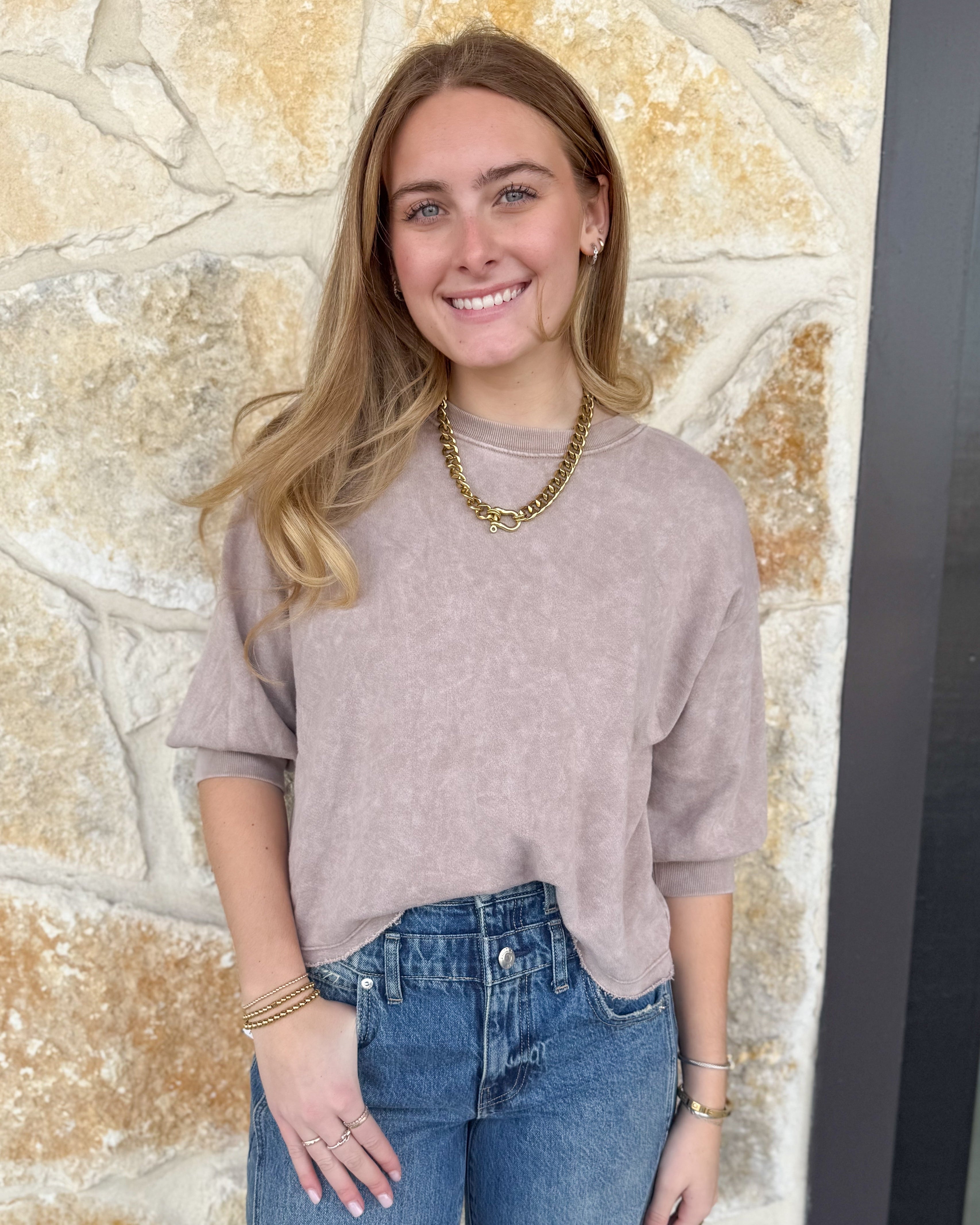 Julia Short Sleeve Sweatshirt- Macadamia