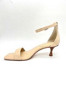 Vinkely Heel